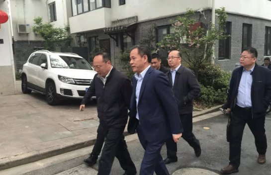 【公司動(dòng)態(tài)】杭州市市委常委、副市長(zhǎng)姚峰一行視察白沙泉并購(gòu)金融街區(qū)并蒞臨天堂硅谷
